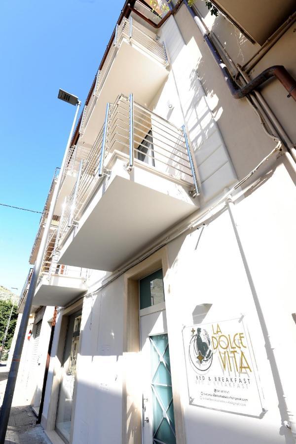 B&B La Dolce Vita Fondi Esterno foto